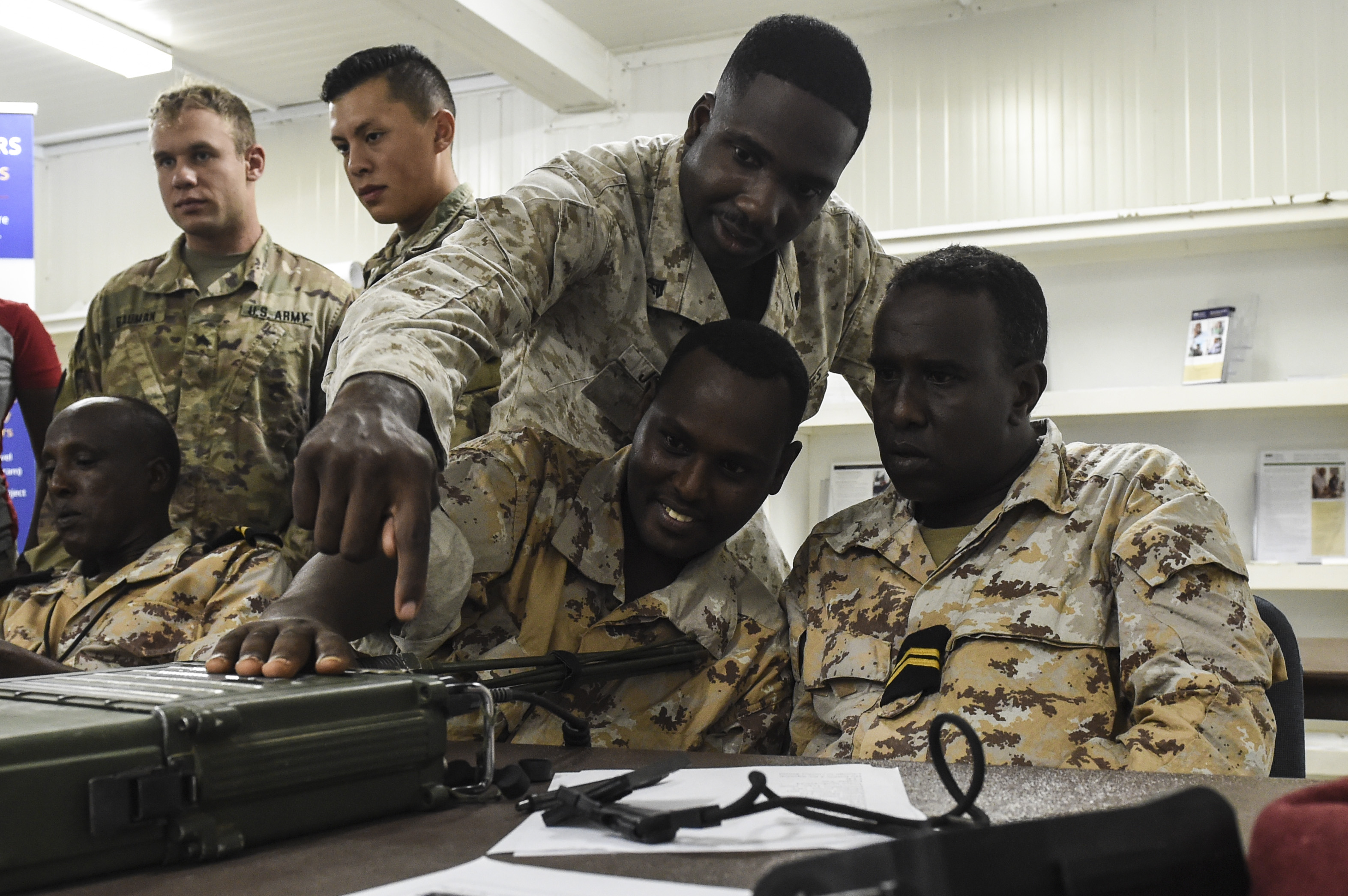 CJTFHOA shares tactical communications best practices with Djiboutian